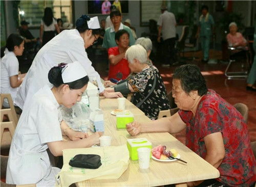 益年养老舒适的环境 商丘市好的养老院报价